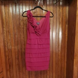 ENFOCUS STUDIO Burgundy Sleeveless Cocktail Dress